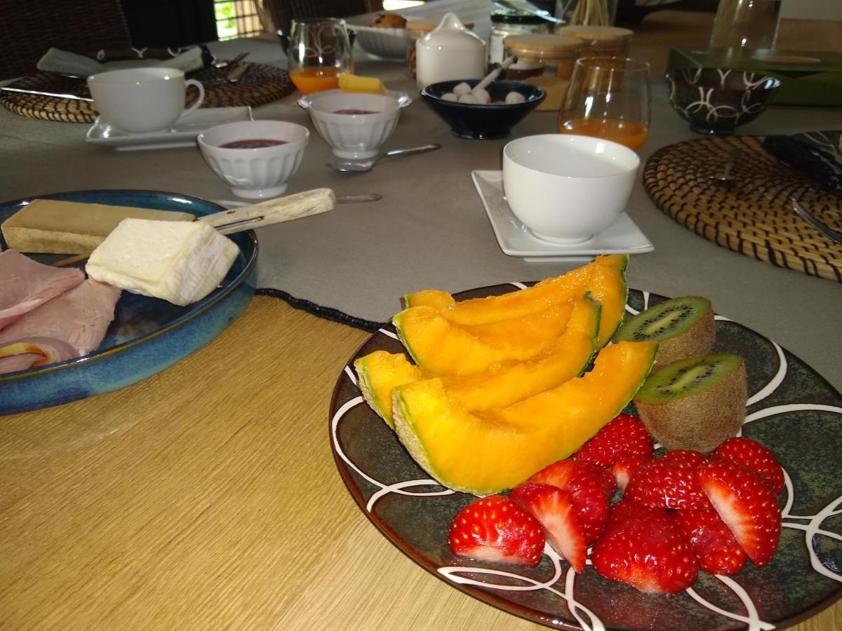 Les Agapanthes Bed and Breakfast Camphin-en-Pevele Εξωτερικό φωτογραφία